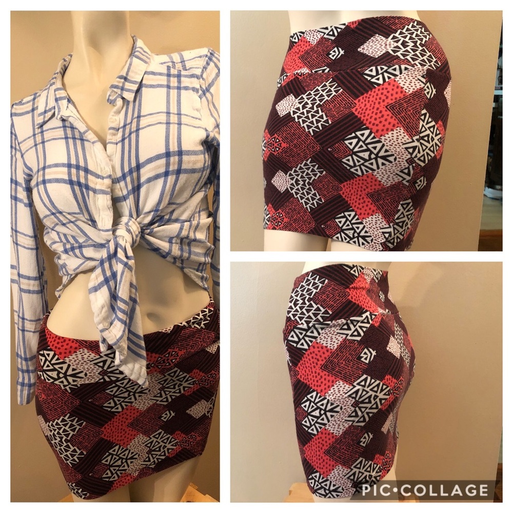 Charlotte Russe | Patterned Tube Skirt